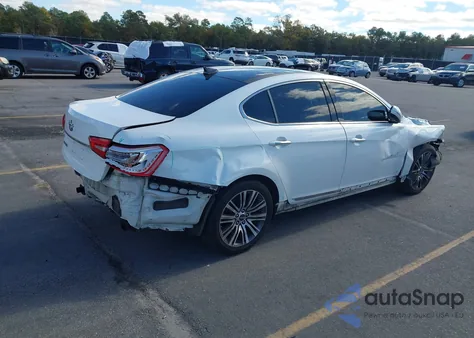 2015 Kia Cadenza Premium z USA, uszkodzony, nr VIN KNALN4D75F5181599